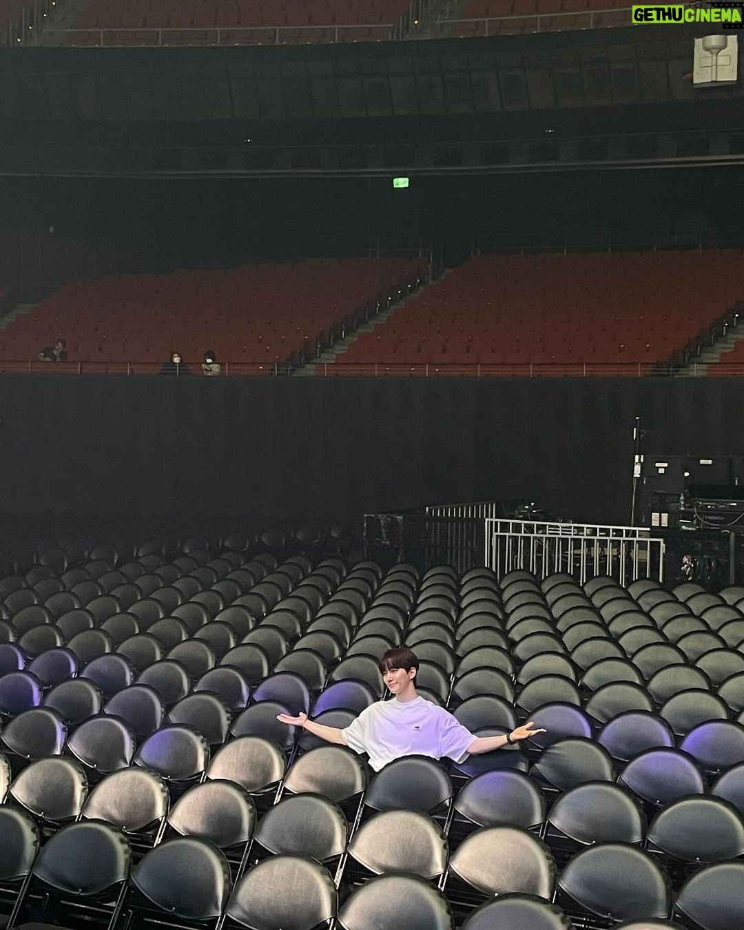 Lee Jun-ho - 1.8 Million Likes - Junho the moment in TAIPEI