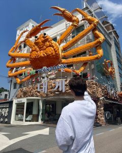Lee Jun-ho Instagram - 100주년 행사 및 구원집사😌