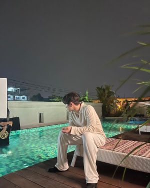 Lee Jun-ho Instagram - 태국에서의 3주 중 1주🤣