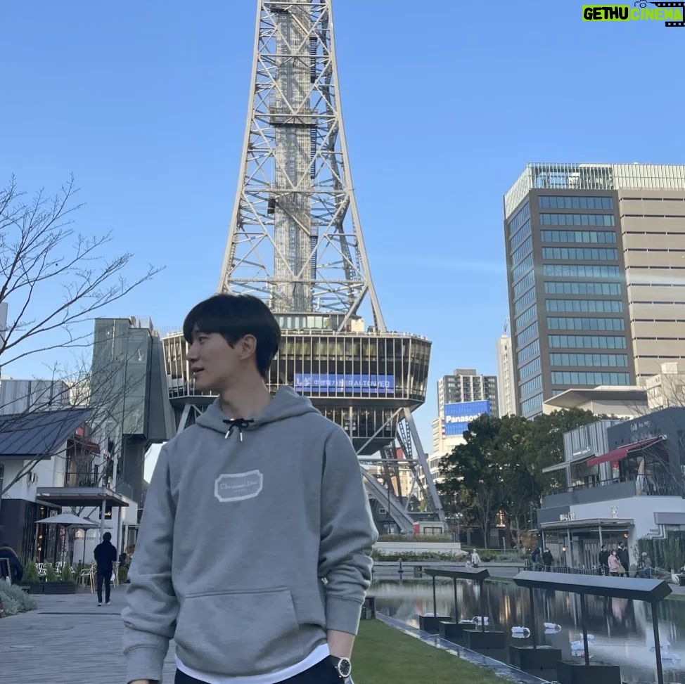 Lee Jun-ho Instagram - 즐거운 나고야 中部電力 MIRAI TOWER
