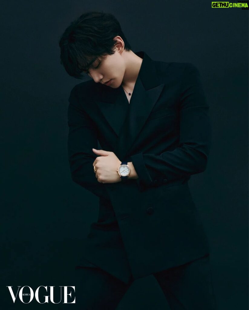 Lee Jun-ho Instagram - VOGUE × PIAGET