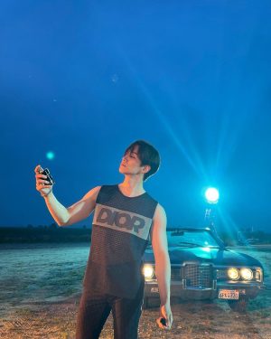 Lee Jun-ho Instagram - 소바쥬 좋쥬?
#광고 #디올소바쥬 #소바쥬오드퍼퓸 #diorsauvage #DiorParfums