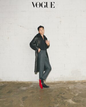 Lee Jung-jae Instagram - @voguekorea @tojws @hongjanghyun