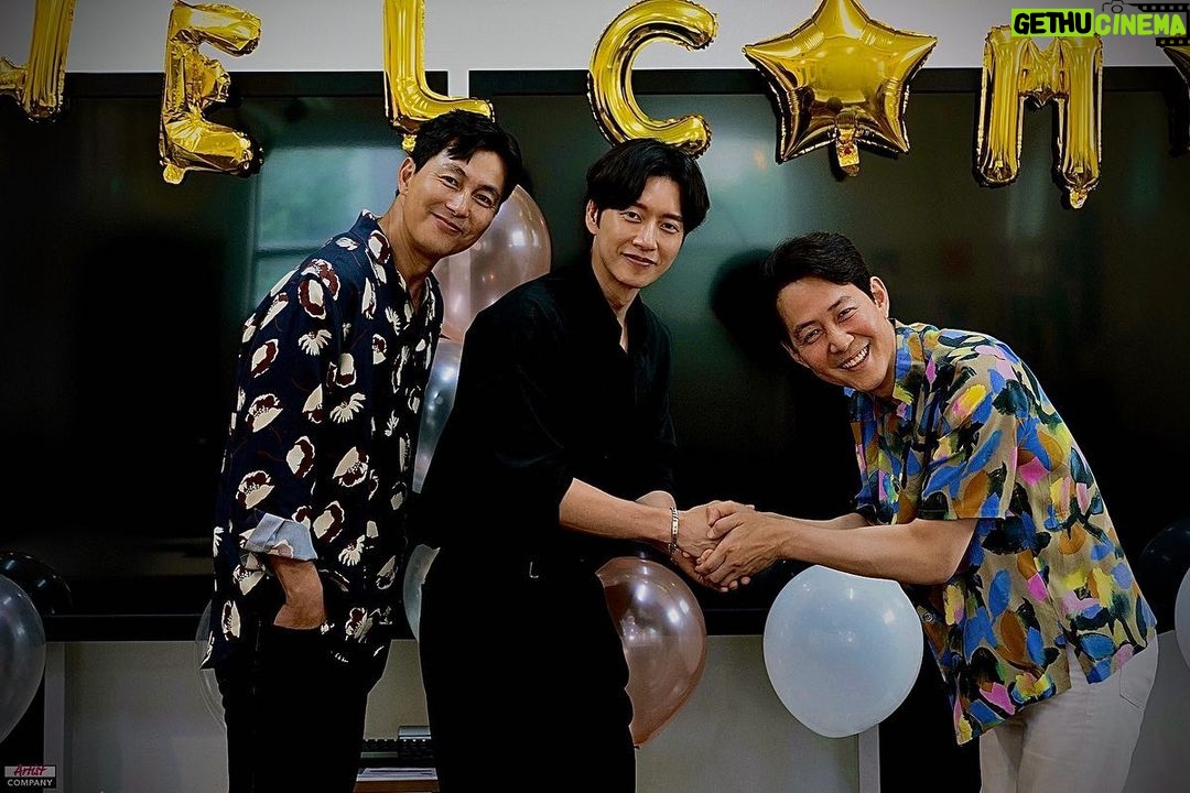 Lee Jung-jae Instagram - #박해진 배우를 @artistcompanyofficial 가 환영 합니다~😁😁👏👏