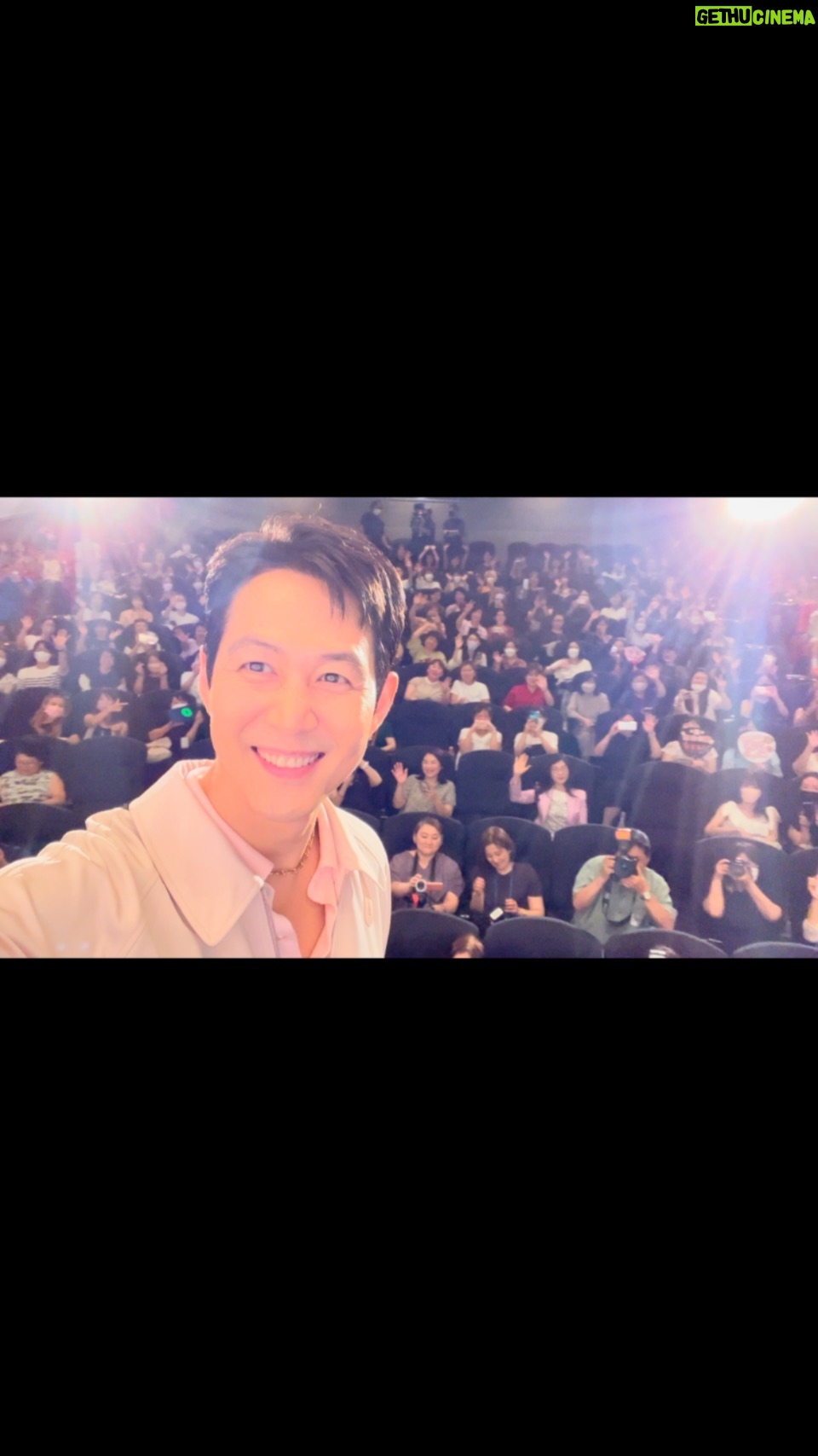 Lee Jung-jae Instagram - Thank you Japanese reporters for coming.😄