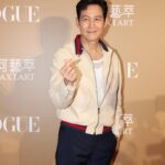 Lee Jung-jae Instagram - #WingShya853 #GalaxyArt @VogueHongKong @AndazMacau @GalaxyMacau #AndazMacau #GalaxyMacau