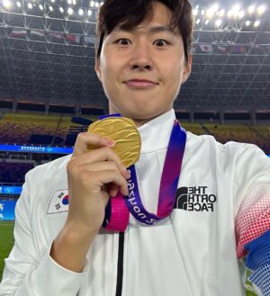 Lee Kang-in Instagram - 🥇