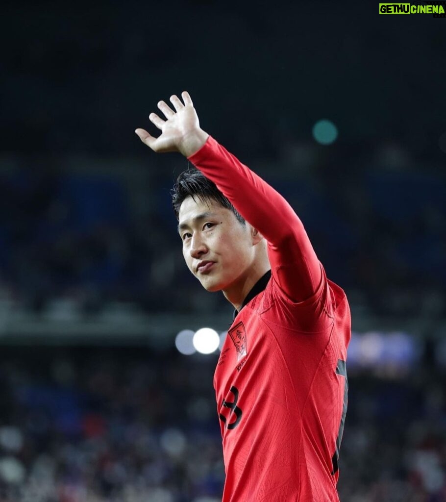 Lee Kang-in Instagram - 이번에 많은 축구팬분들의 관심과 응원 속에 다시 한번 축구의 열정을 느낄 수 있었습니다. 앞으로도 팬분들께 항상 발전된 모습 보여드리고, 더 큰 즐거움 드릴 수 있도록 꾸준히 노력하겠습니다. 앞으로도 많은 관심 부탁드립니다.🇰🇷♥