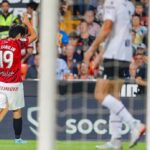 Lee Kang-in Instagram – Noche especial ayer.❤️🖤
Muy contento por dar el gol de la victoria a mi equipo. 
Gran trabajo de todos.👺

Mucha suerte también al @valenciacf. 
Fue un placer volver a Mestalla.🦇