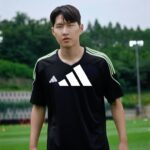 Lee Kang-in Instagram - ⠀ Didn’t see that coming Wasn’t training over already? My #Xcrazyfast Find the boots yourself ⠀ 제대로 X친 스피드 ⚡️ 훈련 다 끝난 거 아니었어요? 이강인의 #Xcrazyfast 여러분도 만나보세요