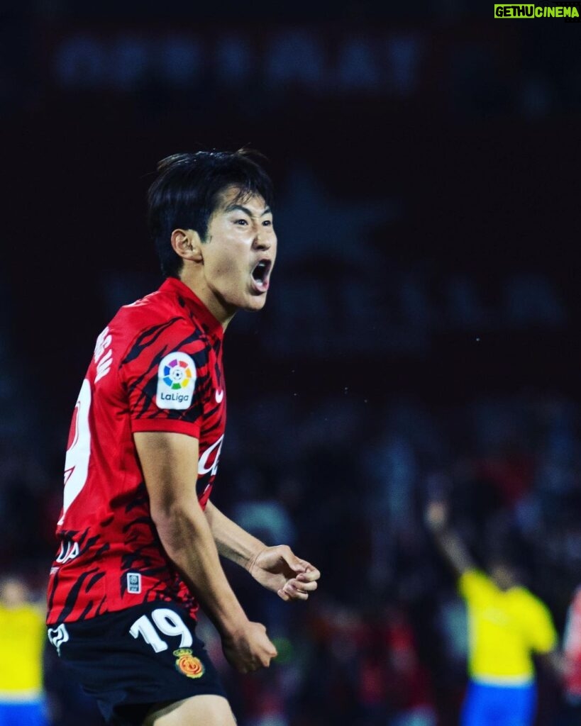 Lee Kang-in Instagram - +3 puntos!!! Contento por el gran trabajo del equipo y la victoria! Vamos Mallorca♥️⚽️