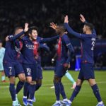 Lee Kang-in Instagram - J’espère que beaucoup d‘autres viendront! ⚽️ merci à mon équipe et à nos incroyables fans 🔴🔵