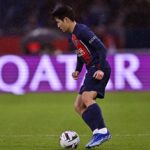 Lee Kang-in Instagram - Heureux de la victoire et d’être de retour au Parc de Princes!🔴🔵⚽️