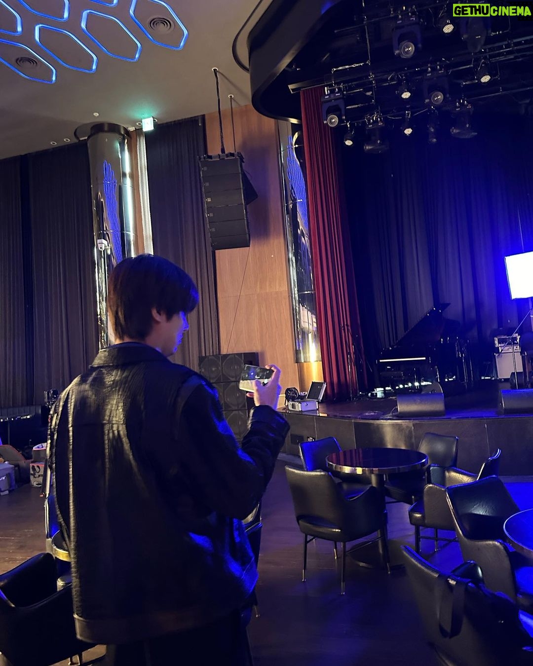 Lee Min-ho Instagram - paradise rubik🔥🔥