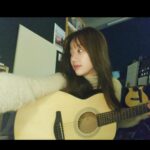 Lee Na-eun Instagram - 조금 따뜻한 주말을 보내는 법 🎸📚☕️🎵