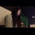 Lee Na-eun Instagram - 조금 따뜻한 주말을 보내는 법 🎸📚☕️🎵