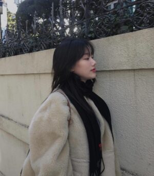 Lee Na-eun Instagram - 내가 사랑하는(?) 겨울 오는 중💨❄️🥶