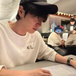Lee Sang-yeob Instagram - 헤헤