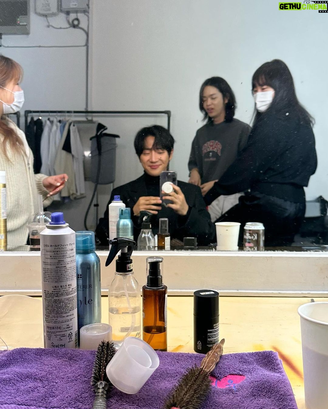 Lee Sang-yeob - 85.5K Likes - 나 오늘 다 올려.
네이버 포스트에 더 많아요.