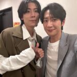 Lee Sang-yeob Instagram - 고맙습니다 내 인생에서 없어선 안될 소중한, 너무너무 고생 많았던 울 승준 실장님(쭈니) 오랜 나의 친구 늘 고마운 울 수철쌤 이쁘게 메이크업 해준 열정적인 울 현경쌤 10벌이 넘는 의상 챙겨오느라 고생 많았던, 씩씩한 울 서희실장님 일본 팬미팅을 할 수 있게 처음부터 마지막까지 완벽하게 세팅해준 울 성준이 울 강남이 고마워 우리 얼른 또 프로젝트 함께 하자 서프라이즈로 일본까지 와준 울 나라누나 울 주완이 내가 평생 잘 할게요 너무 감동했어 나ㅠㅠ 일본에서 만나 더 반가웠던 유쾌한 울 희관이 축하 영상 보내주신 우리 재석이형 우리 혁이형 우리 남길이형 우리 준영이 우리 진우 고마워요 정말 사랑합니다 내사람들 그리고 친절하고 세심하게 챙겨주셨던 피아, 스파카 스텝분들 인터뷰해주셨던 분들 멋진 화보 찍어주신 작가님들 통역해주셨던 분들 편하게 이동할 수 있게 해주셨던 현지 코디님들 최고의 맛집 알려준 아연누나 그리고 시간 내어 저를 보러 와주신 많은 팬분들 덕분에 저는 너무 행복했습니다!!고맙습니다 우리 또 만나요❤️💜 모두모두 너무 감사했습니다.. 잊지 않고 늘 감사한 마음으로 보답하며 살게요 사랑합니다!!