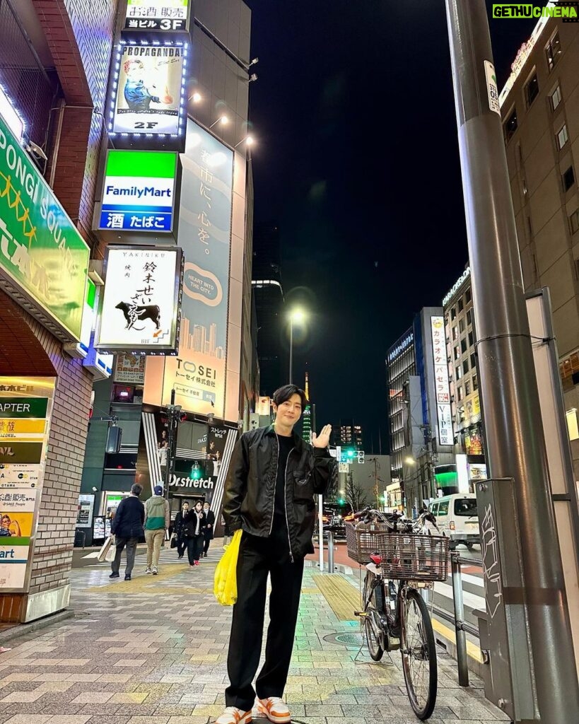 Lee Sang-yeob Instagram - Tokyo Roppongi
