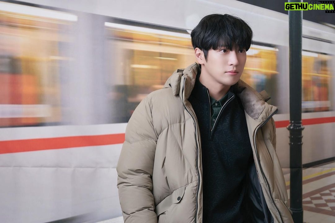 Lee Sang-yeob - 87.7K Likes - #라이프로그 #Lifelog 22FW 😎💜