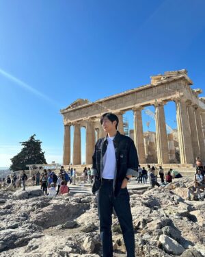 Lee Sang-yeob Instagram - 오늘도 신나는 그리스 여행🇬🇷❤️
#아이엠그라운드 #ENA #채널S