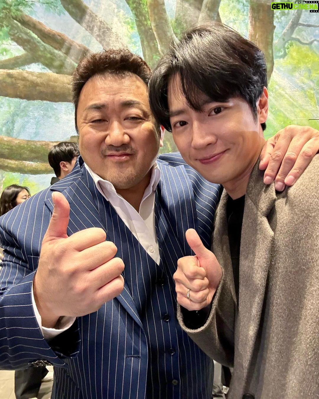 Lee Sang-yeob - 84.1K Likes - #넷플릭스황야 화이팅