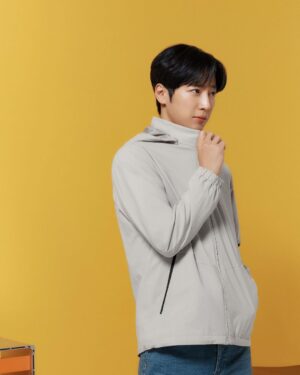 Lee Sang-yeob Instagram - #라이프로그 #Lifelog #24SS 
라이프로그는 사랑❤️