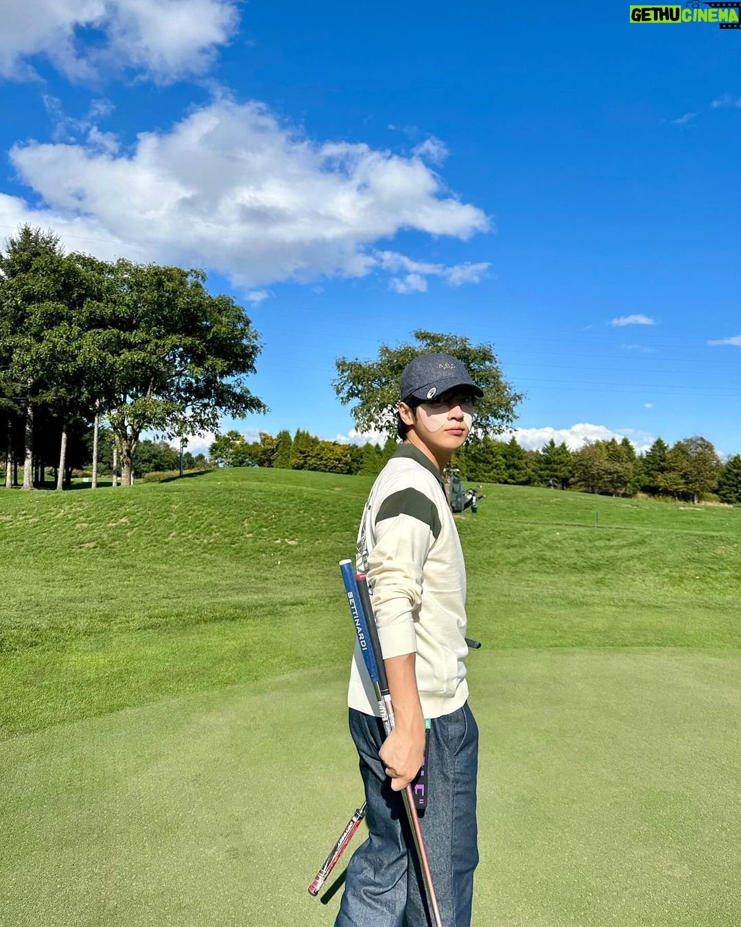 Lee Sang-yeob - 90.5K Likes -