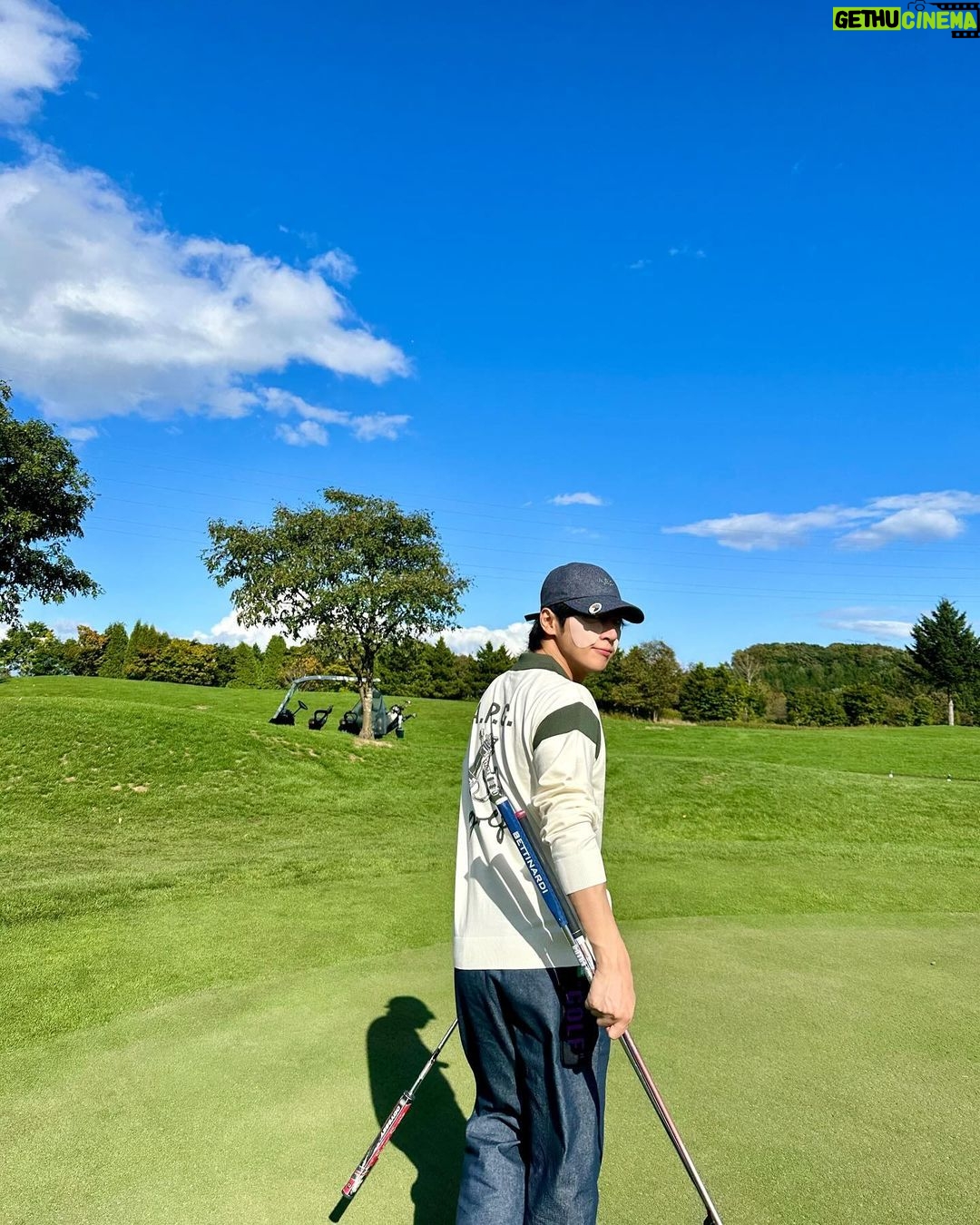 Lee Sang-yeob - 90.5K Likes -
