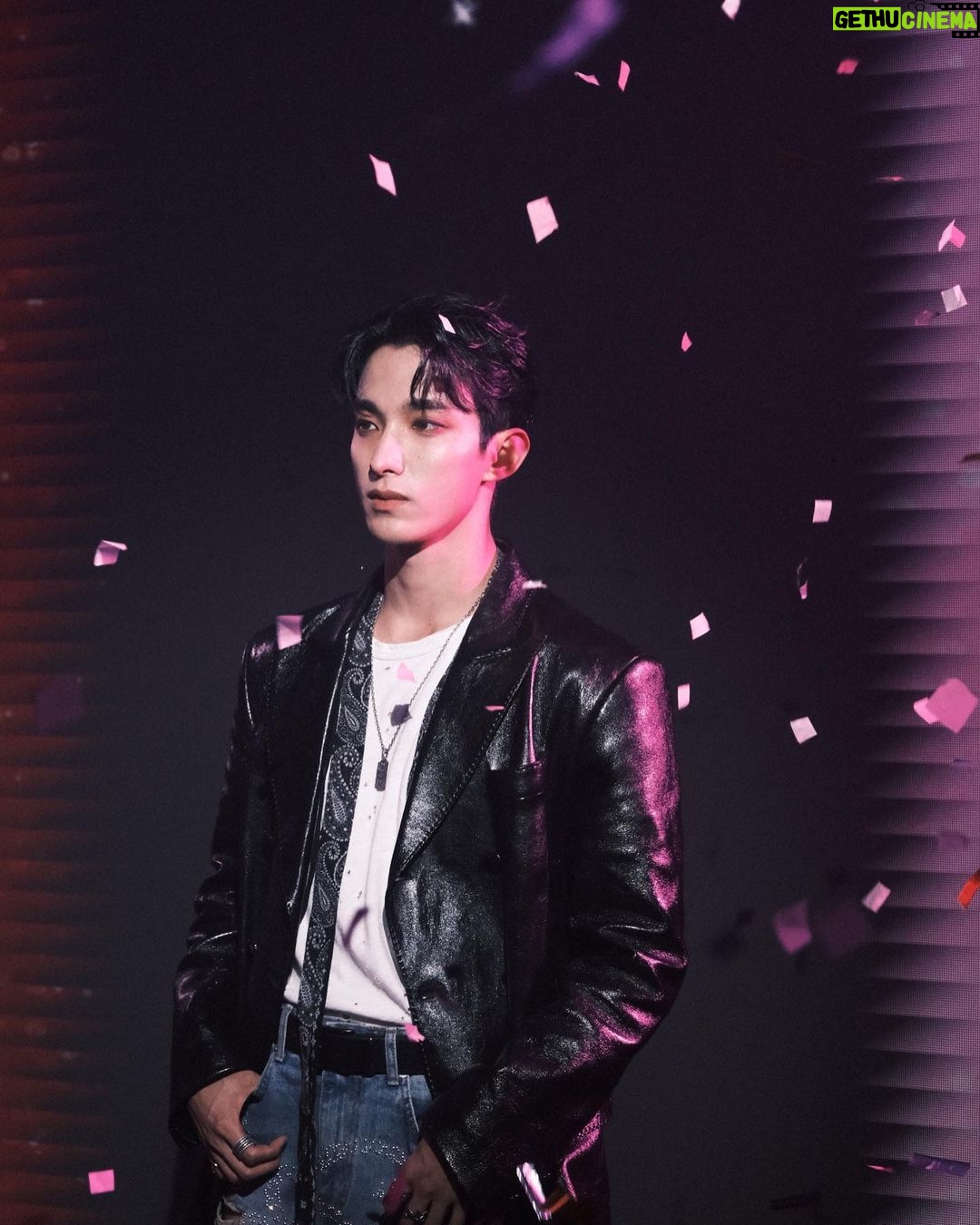 Lee Seok-min Instagram - Seventeenth heavenš¤