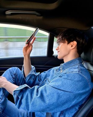 DK Instagram - 