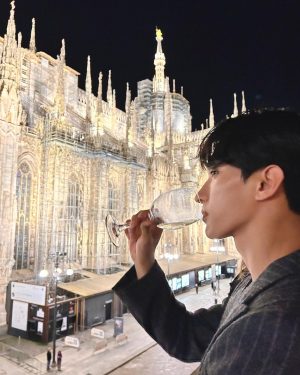 DK Instagram - dinner🖤