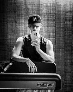 Lee Seok-min Instagram -