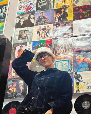 DK Instagram - London Traveling◡̈