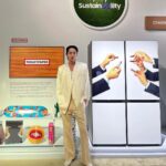 Lee Soo-hyuk Instagram - @samsung_bespoke #ad 여기는 밀라노 fuorisalone2023 삼성 비스포크와 함께 하고 있습니다. 기술이 디자인과 환경을 생각할 때에 달라지는 우리의 일상⚡️ @toiletpapermagazineofficial @nycjang @mun_seungji #삼성비스포크 #SamsungBespoke #Fuorisalone #SamsungxToiletpaper #Toiletpaper #비스포크라이프 #Bespokelife #Bespokehome
