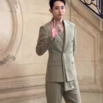 Lee Soo-hyuk Instagram - paris 🖤