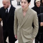 Lee Soo-hyuk Instagram - @Dior #DiorCouture #Dior 🚀 @apple0412 @blow_tnim_minti @idmakeupwakeup @kingmxker @ygad_official