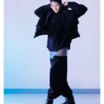 Lee Soo-hyuk Instagram - @comgen.official X @gq_korea ⚡️ @jung_kuho @less_photo @blow__jungho @apple0412 @idmakeupwakeup @ygad_official