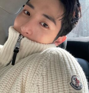 Lee Soo-hyuk Instagram - @moncler