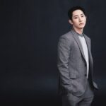 Lee Soo-hyuk Instagram – @fahrenheit.official 

@zyobb 
@imhrim 
@blow__jungho 
@idmakeupwakeup 

@ygad_official