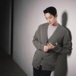 Lee Soo-hyuk Instagram – @fahrenheit.official 

@zyobb 
@imhrim 
@blow__jungho 
@idmakeupwakeup 

@ygad_official