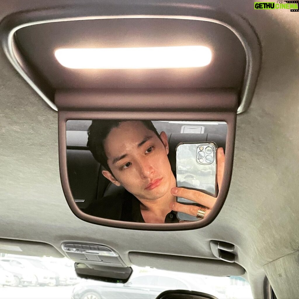 Lee Soo-hyuk Instagram -