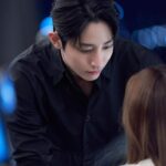 Lee Soo-hyuk Instagram - 어느 날 우리 집 현관으로 멸망이 들어왔다 - ‘차주익’ 저희 드라마를 사랑해 주신 모든 분들, 감독님, 작가님, 모든 스텝분들, 배우분들 정말 수고하셨습니다. 감사합니다! 주익이 👋🏻 그리고 별거 아닌 이수혁이 멋진 차주익이 될 수 있게 도와주신 감사한 분들 🙏🏻 @yg_stage @kimhyunmomo @ycm400 @ys870922 @kingmxker @name__ho @haeunheee @hye.rimi @stylist_teamchloe @minamon__ @blow__jungho @blow_nayoung @idmakeupwakeup 2021. 6. 29. 🙂