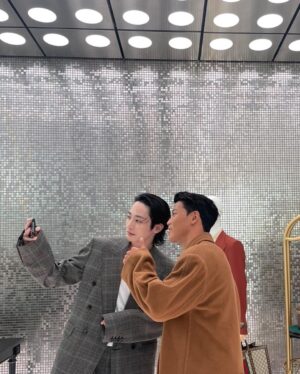 Lee Soo-hyuk Instagram - @gucci