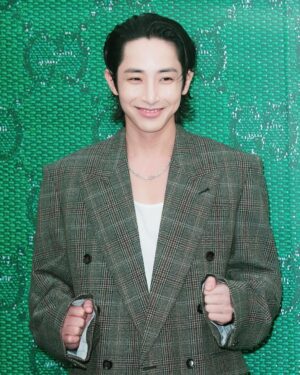 Lee Soo-hyuk Instagram - @gucci