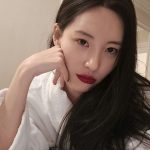 Lee Sun-mi Instagram - ☺️ or 😐?