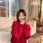 Lee You-mi Instagram - 나스♥️유미 @narscosmeticskorea @narsissist #광고 #나스 #나스홀리데이2023컬렉션 #속광쿠션 #파워매트립스틱