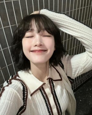 Lee You-mi Instagram - 추워요 감기조심하세용
😄🌬️😇